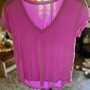 American Eagle 🦅 Women's Purple V-Neck Top